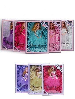 Hộp Quà Búp Bê Sweet Days Đáng Yêu Cho Bé