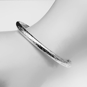 Lắc Tay Nữ Bạc Hiểu Minh LTU409 kiềng bạc ta