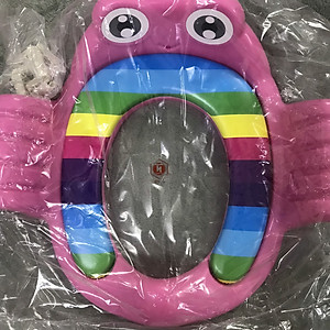 Thu Nhỏ Bồn Cầu Cho Bé, Bệ Lót Bồn Cầu Có Tay Vịn Hình Chú Ếch Cho Bé Tự Tin Đi Vệ Sinh