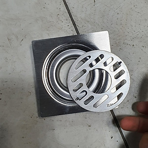 Đế phễu ga thoát sàn Inox có lỗ cắm cổ nối thoát nước máy giặt lắp cut chia thoát nước máy giặt