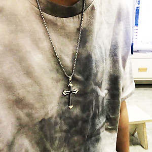 Dây chuyền vòng cổ chữ thập bản to cá tính