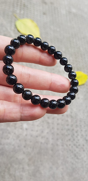 Vòng tay nữ thạch anh tóc đen dầy kín tự nhiên size hạt 8mm màu đen đậm bóng đẹp hợp mệnh thủy mệnh Mộc đeo đẹp may mắn hợp mệnh tuổi tốt sức khỏe công việc ạ