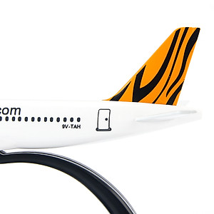 Mô Hình Máy Bay Trưng Bày Airbus A320 Tiger Airlines Everfly (Trắng Cam)