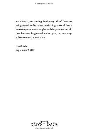 Sách Fantastic Beasts: The Crimes of Grindelwald - The Original Screenplay (Hardback) -Tội ác của Grindelwald - Kịch bản gốc