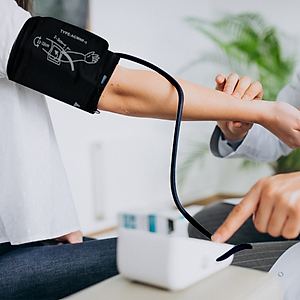 Máy đo huyết áp bắp tay Kachi MK293 - Hàng chính hãng