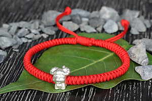 Vòng Tay Kết Dây Tuổi Mùi Ngọc Quý Gemstones