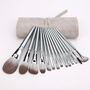 Bộ Cọ Trang Điểm 14 Cây Cán Bạc Cao Cấp Lông Siêu Mịn, Bám Phấn, Phù Hợp Mọi Loại Da, Không Gây Khó Chịu Cho Người Dùng, Có Bao Da Nhỏ Gọn, Tiện Dụng Đầy Đủ Chức Năng Makeup Cá Nhân Hiệu Quả, Tay Cầm Thoải Mái, Dễ Dàng Sử Dụng DRU - Hàng Chính Hãng