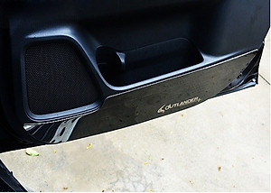 Bộ ốp Titan chống trầy xước Tapli, Táp li dành cho xe Mitsubishi Outlander 