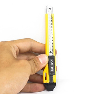 Dao Rọc Giấy Trung Deli 2031 