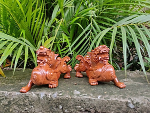 Cặp tượng đôi tỳ hưu bằng gỗ hương đá kt 20×11×8cm