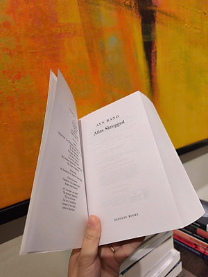 Sách - Atlas Shrugged by Ayn Rand (Penguin Modern Classics) - Fiction, Classics ,Philosophy