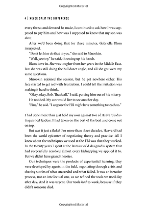 Sách Never Split The Difference: Negotiating As If Your Life Depended On It