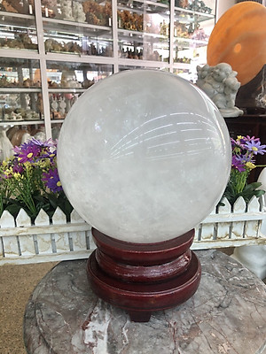 Quả cầu phong thủy đá thạch anh trắng - Đường kính 21,5 cm