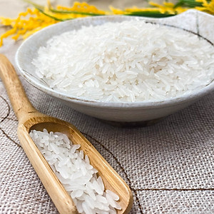 Gạo Đài Thơm Hoa Lúa túi 5kg - Tơi xốp, mềm cơm, thơm nhẹ