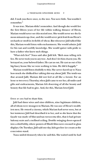 Sách A Thousand Splendid Suns (Perfect Paperback)