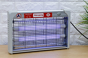 Đèn Bắt Muỗi Điện Quang ĐQ EML06L (247 x 65 x 131 mm)