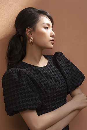 De Leah - Đầm Ôm Midi Đuôi Cá Tay Bồng - Đen