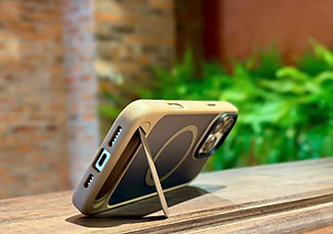 Ốp lưng cho iPhone 16 Pro , iPhone 16 Pro Max hiệu Likgus VALOR hỗ trợ sạc từ , lưng nhám viền màu có giá đỡ kim loại , chống sốc chống va dập thời trang cao cấp - Hàng chính hãng