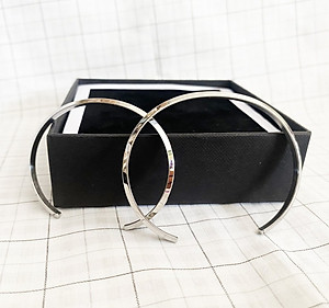 Vòng tay Cuff không đen, không rỉ - Lắc Tay Cặp Đôi Nam Nữ Titan