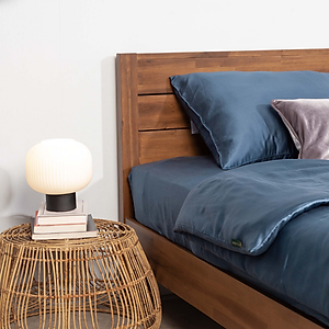 Giường ngủ gỗ CT17MH Juno Sofa màu vàng nâu