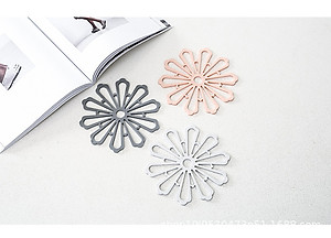 Combo 5 Miếng Lót Nồi Silicon Hình Hoa PaKaSa - Hàng Chính Hãng 