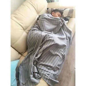 Chăn Ngủ Văn Phòng Chăn Du Lịch Giữ Ấm Màu Trơn Cho Nam Nữ Cao Cấp - Kích  Thước(160cm * 120cm) - Giao Màu Ngẫu Nhiên