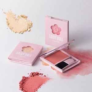Phấn Má Hồng Daisy Doll By Mary Quant Nhật Bản Siêu Mịn Màu O-01 Warm Orange Hộp Kèm Cọ 8.3g