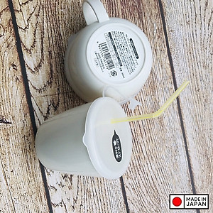 Cốc nhựa Yamada 300ml có nắp mềm đậy hạn chế bụi bẩn lọt vào - nội địa Nhật Bản