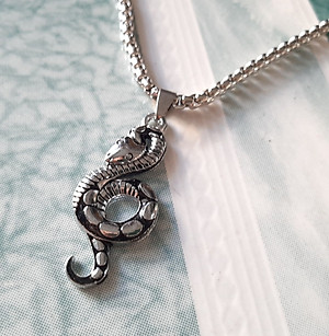 Dây chuyền nam, mặt hợp kim không gỉ si mạ, dây titan cao cấp rộng 3-4mm, dài 50cm