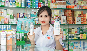 Dung Dịch Vệ SInh Phụ Nữ Femfresh Daily Intimate Wash 250ml ( Anh Quốc)