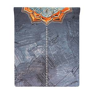 Thảm tập yoga du lịch chính hãng Yvonne, Madala Vintage (TẶNG KÈM 3 PHẦN QUÀ) dày 1,5mm gấp gọn, bề mặt nhám, siêu bám, ưa mồ hôi, dễ vệ sinh, chất liệu cao su tự nhiên, kích thước 183cm x 66cm, nặng 1,2kg