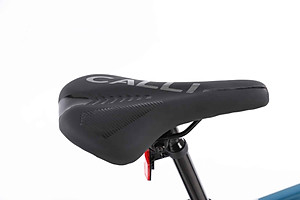 Xe đạp thể thao CALLI 1600 Khung hợp kim nhôm cao cấp, có 2 kích cỡ lựa chọn phù hợp với người cao 1m40 trở lên