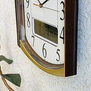 Đồng hồ treo tường hiệu RHYTHM - JAPAN  CFG708NR06 (Kích thước 30.0 x 35.5 x 5.4cm)