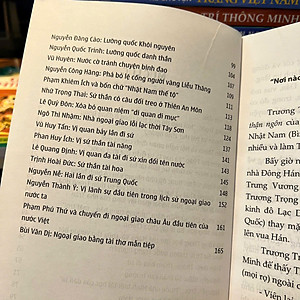 Sách Kể Chuyện Sứ Thần Việt Nam