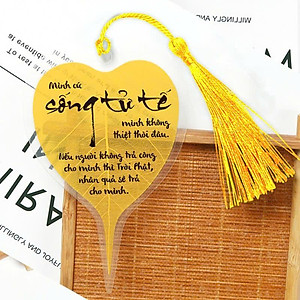 Sách - Lá Hoa Trên Đường Về - Tặng Kèm Bookmark Lá Bồ Đề Random 1 Trong 3 Mẫu + Bookmark + Postcard