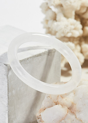 Vòng tay đá thạch anh ưu linh trắng bản tròn mệnh kim thủy - Ngọc Quý Gemstones