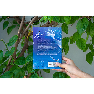 Sách Hồ Điệp Và Kình Ngư