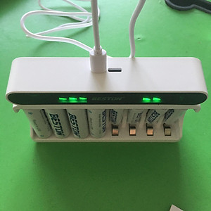 Bộ Sạc pin AA AAA Beston C9024L 8 khe, mẫu mới 2022 sạc nhanh, tự ngắt khi đầy, đèn LED báo thông minh