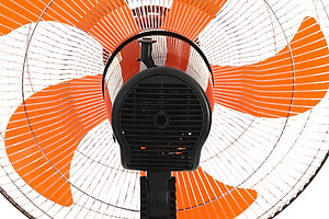 Quạt đứng thân sắt SENKO DTS1609 - Hàng chính hãng