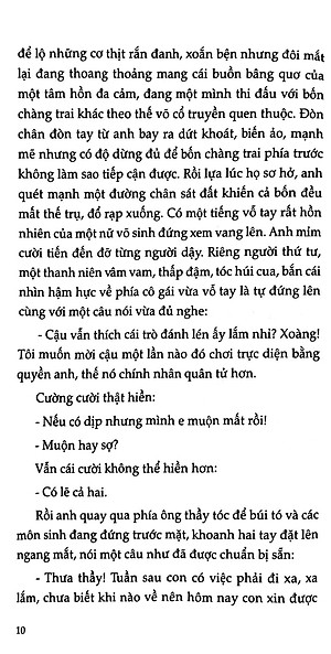 Sách - Mưa Đỏ