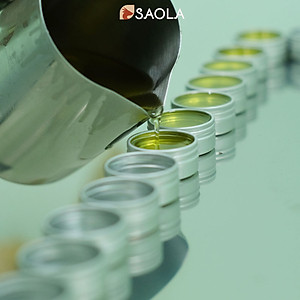 Cao tinh dầu Sao la (Saola Essential Oil Balm) 11g - Hỗ trợ giảm đau lưng, nhức mỏi, đau khớp, giúp ngủ ngon. Sản phẩm sản xuất từ các loại dược liệu thiên nhiên - Hàng Chính Hãng