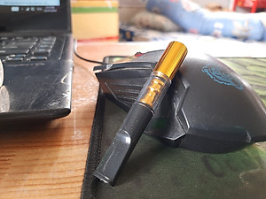 Tẩu thuốc nhựa dẻo kiêm lọc thuốc bảo vệ sức khỏe