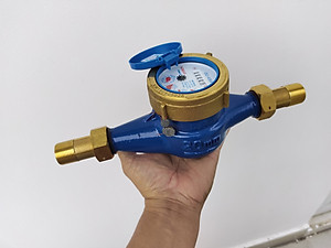 Đồng hồ nước sạch KOMAX DN20 (Phi 27), Chống chảy ngược, Thích hợp cho Công trình, gia đình, Có kiểm định - HÀNG CHÍNH HÃNG