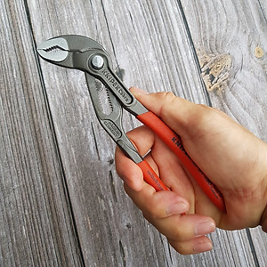 Kìm Nước Cobra KNIPEX - 87 01 180