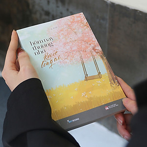 Hôm Nay Thương Nhớ Rơi Vỡ Lòng Ai - Mong bạn dù đi qua năm tháng vẫn tin tưởng vào những điều đẹp đẽ xảy ra trong đời