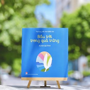 Sách Thơ Hay Viết Cho Thiếu Nhi - Bầu Trời Trong Quả Trứng (Tái Bản)