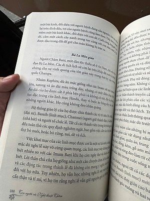 CON NGƯỜI VÀ NGHỆ THUẬT CHĂM – Jeanne Leuba – Trường Phương Books - NXB Thuận Hóa