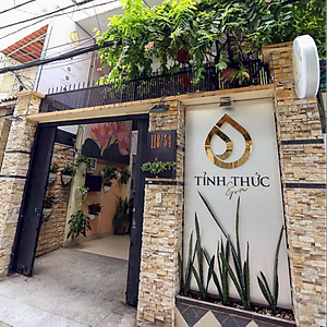 Tỉnh Thức Spa - Miễn Tip : Gói Massage body Thụy Điển + Tinh Dầu + Đá Nóng +  Ngâm Chân Thuốc Bắc Và Thảo Dược + Đắp Mặt Nạ Thiên Nhiên + Túi Thảo Dược Đắp Mắt Thư Giãn, Giảm Quầng Thâm Và Vết Nhăn (90 phút).