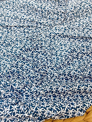 Váy đầm yếm hai dây họa tiết lá xanh dương Sora Chan - M016