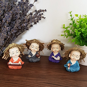 Bộ 08 tượng nón rơm (Tứ Không và Cầm Kỳ Thi Họa) kèm chân đế ngang 8 ô